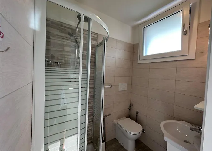 Bright In Close To The Sea Apartament