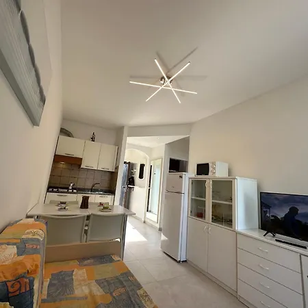 Bright In Close To The Sea Apartment Bibione