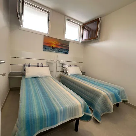 Apartment Bright In Close To The Sea *