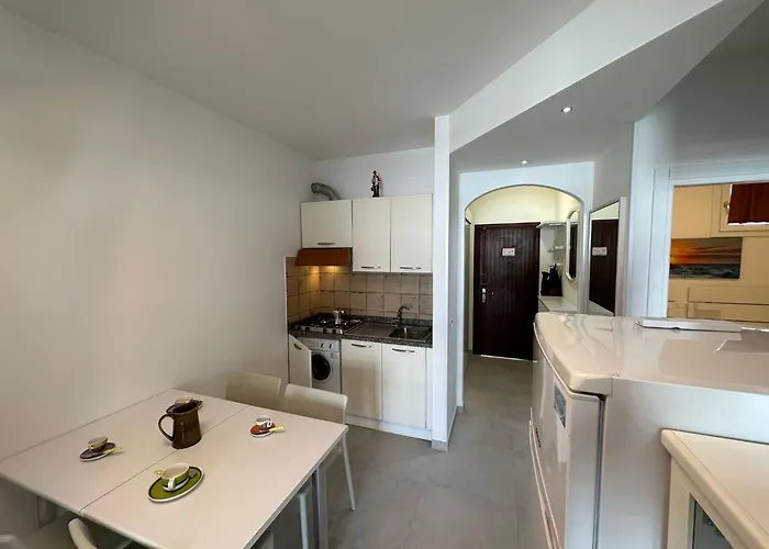 Bright In Close To The Sea